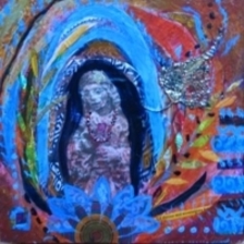 Earth Woman title=
